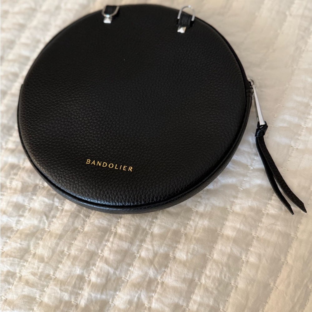 Bandolier round crossbody